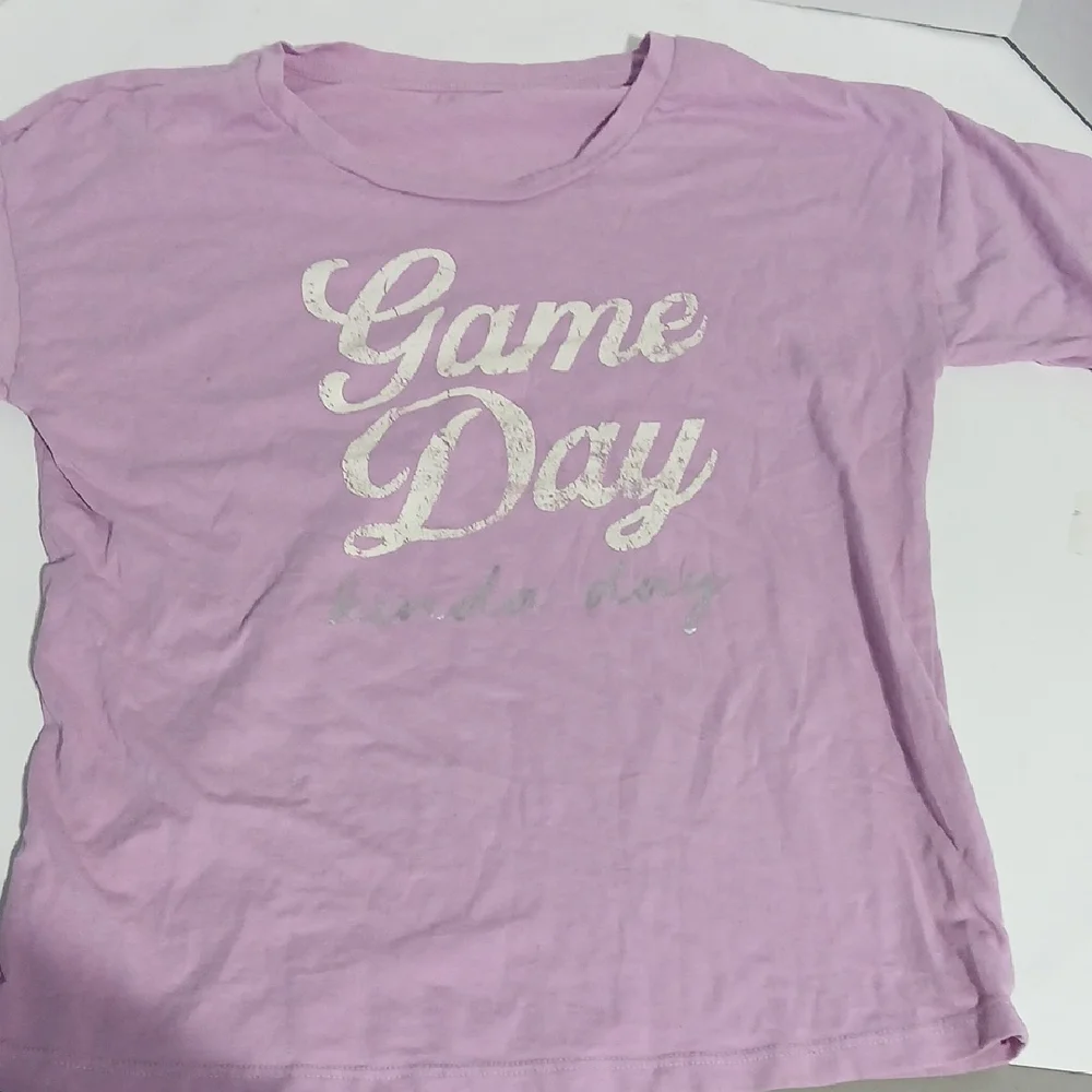 Girls Size XL 14-16 Kids Lavender Tee - Game Day